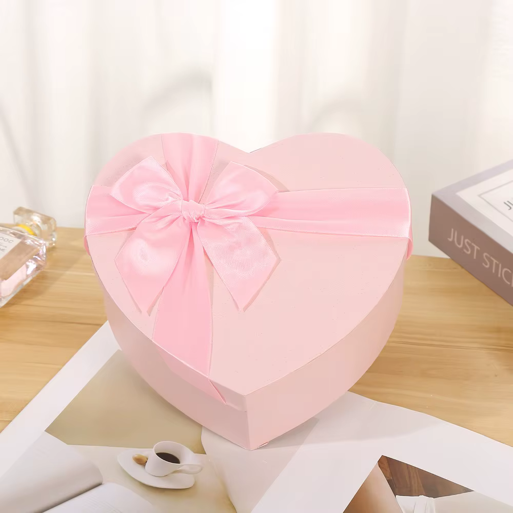 Nouvelle boîte cadeau en forme de cœur rouge avec couvercle, boîte en papier d'emballage, nœud papil