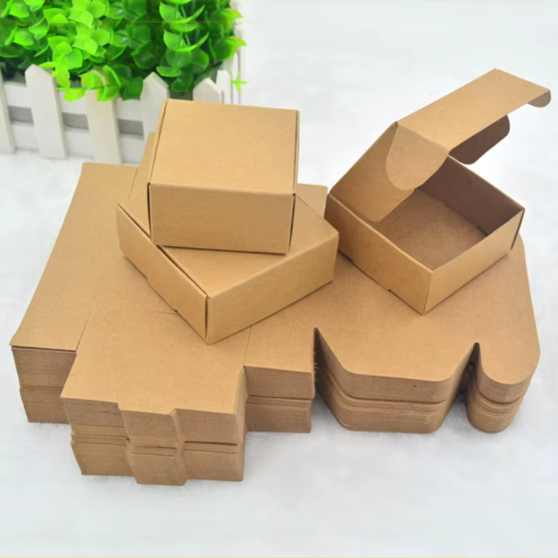 Mini boîtes en carton Kraft 10/20 pièces, 2.16 "x 2.16" x 0.98 "-convient aux emballages, artisanat et coffrets cadeaux de vacances pour petites entreprises