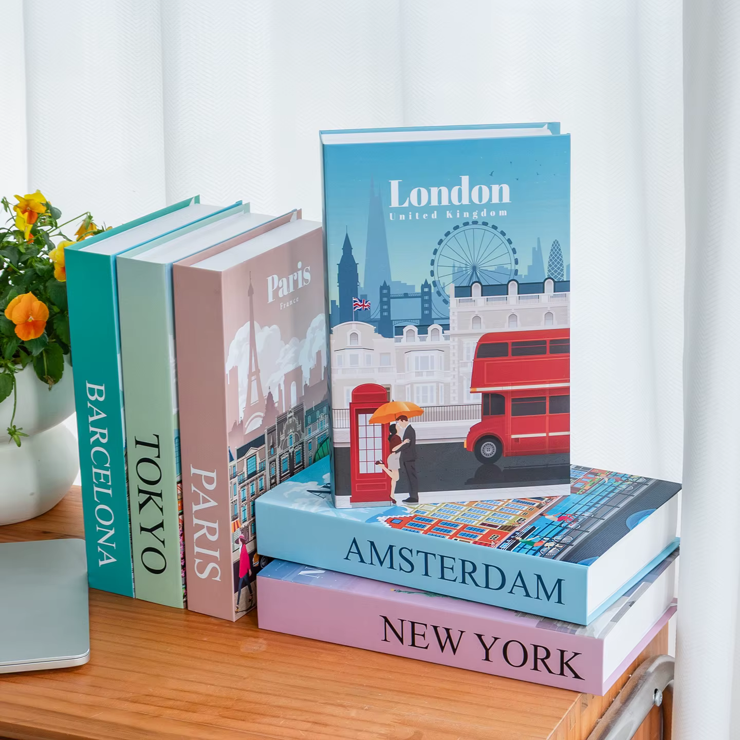 Boîte de rangement décorative en forme de faux livre de luxe Paris New York Londres