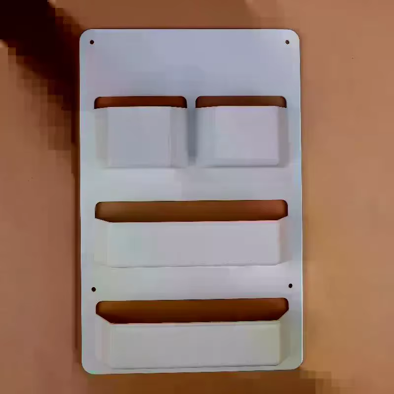 Poche de porte blanche efficace pour le rangement Kassett ; Conçu pour le compartiment des toilettes dans les caravanes