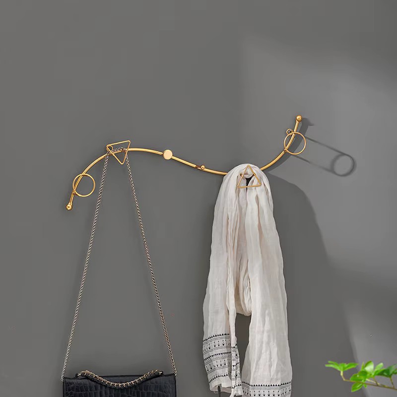 Porte-manteau mural moderne