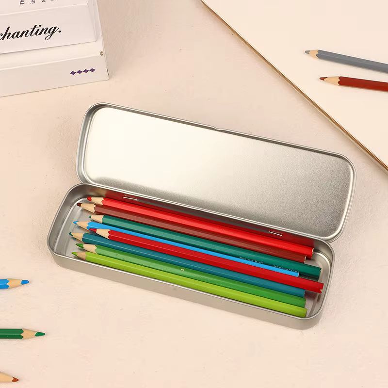 Nouvelle boîte à stylos en métal