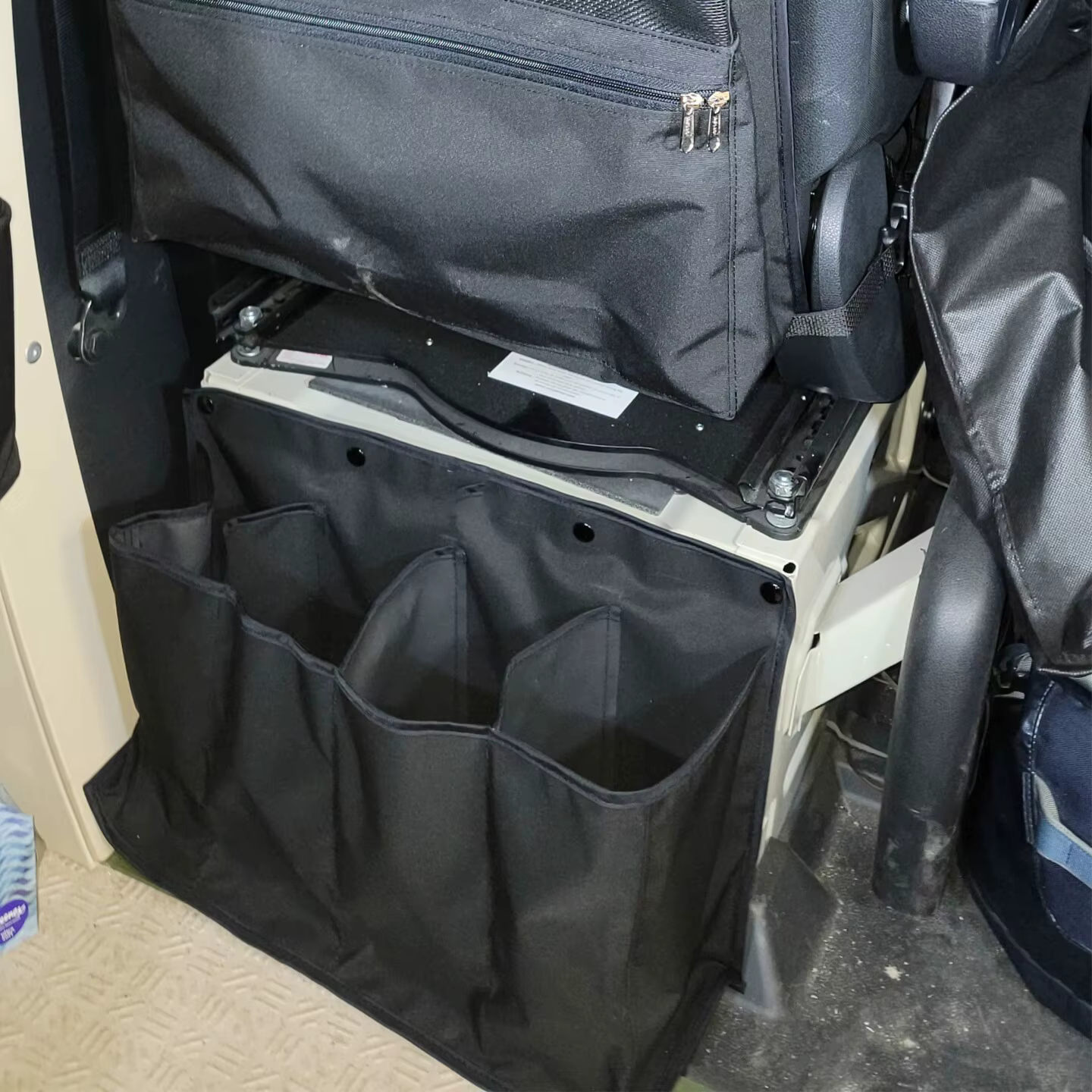 Rangement à chaussures pour camping-car