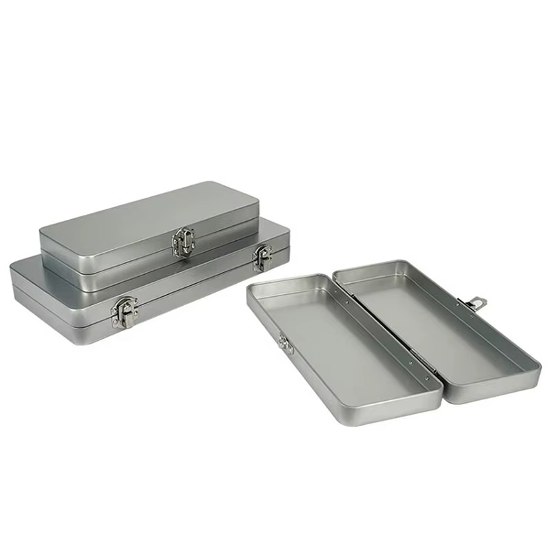Boîte rectangulaire en métal gris argenté Durable avec couvercle