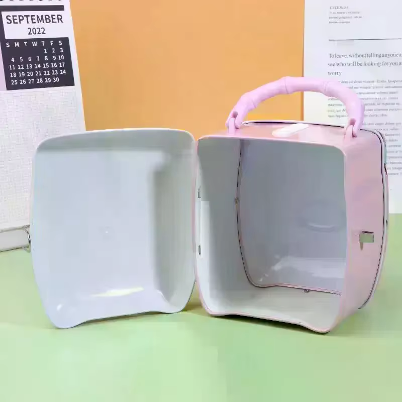 Petite tirelire pour enfants