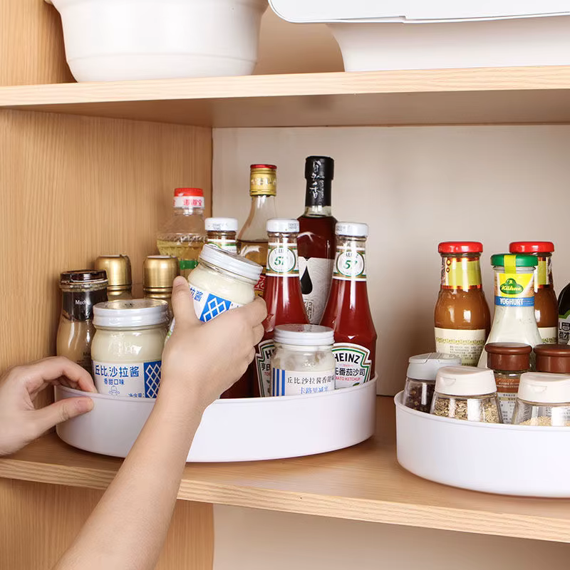 Organisateur d'armoire rotatif à 360 degrés