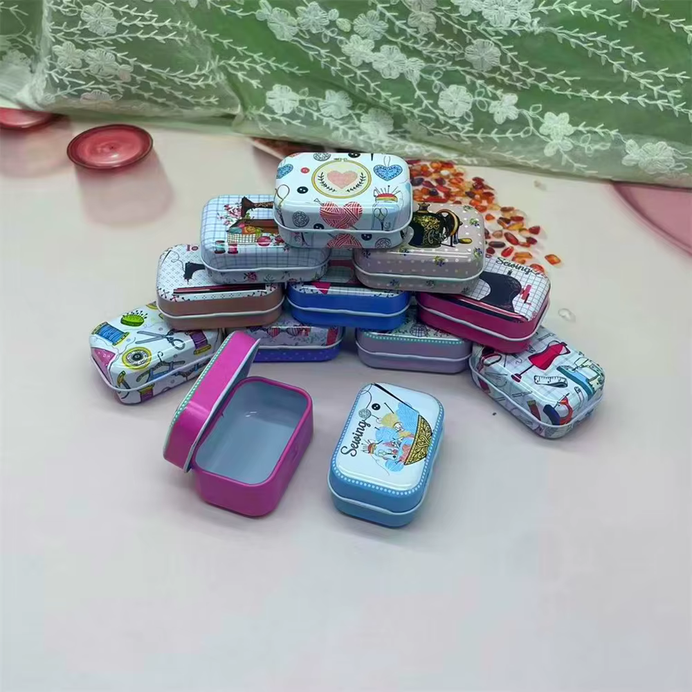 Mini boîtes de rangement en métal sur le thème de la couture